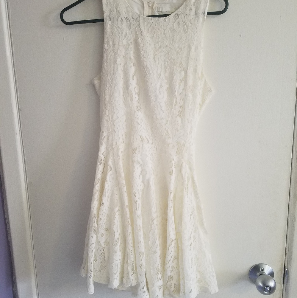 White lace dress